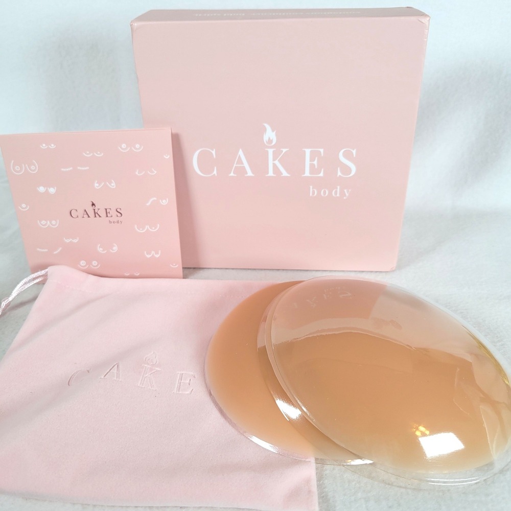 CAKES Body Womens Nipple Covers Non-Adhesive Grippy Silicone Size Plus Honey